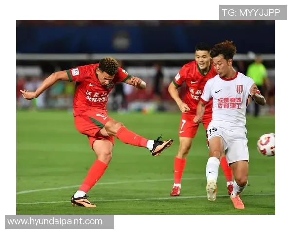 方针冲冠!2026赛季中超榜首黑马现身,教练更新换代,瞄准多名国脚